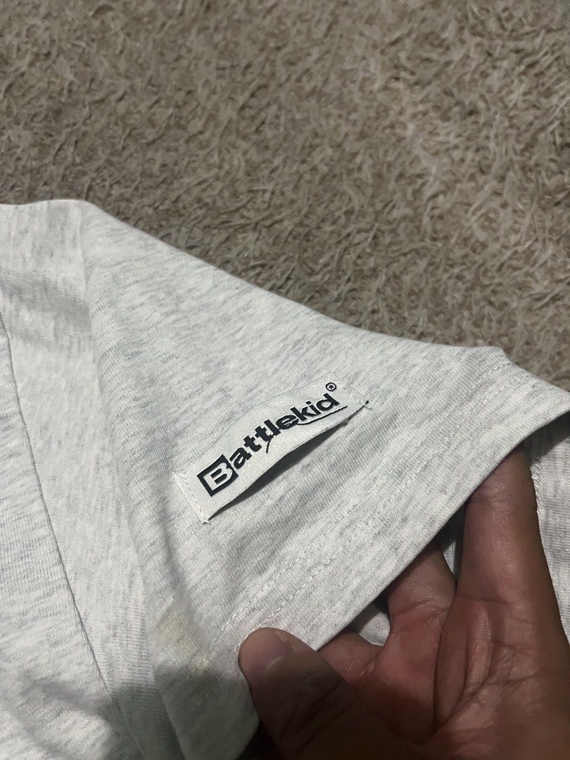 Battle Kid Graphic Shirt (Category: Tshirts & Polo Shirts ) located in Mexico. Submitted by iseemiyakee. (Listing ID 1461892214, Image 3). Description: Size Large 23.5 width 28 length need wash only 10/10 color rate.