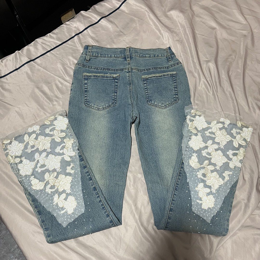 Beaded Flare Jeans // fairycore y2k (Category: Jeans) located in Bayugan. Submitted by svintageph (Listing ID 1461924512, Image 3). Description: W 26-27 no issue flare beaded .