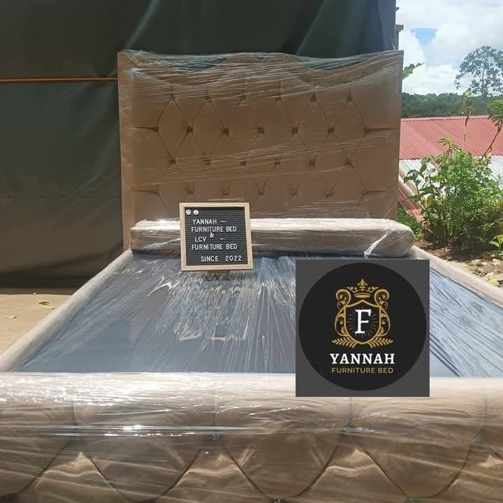 Bed frame only (Category: Bed Frames & Mattresses) located in Marikina City. Submitted by eannacruz27 (Listing ID 1461950163, Image 3). Description: ❕BERMONTH SALE SALE SALE❕ Would you like to sleep like this, especially in the cold season ☃️come and order a bed frame from us Good Quality And you won't regret it Besides from queen or king size we still have freebies on the side table💕So More inquires now ▫️freedelivery depends on the distance fr