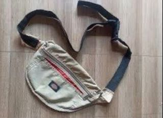 (Category: ) located in . Submitted by prelovedsaleitems (Listing ID 1461972085, Image 1). Description: .