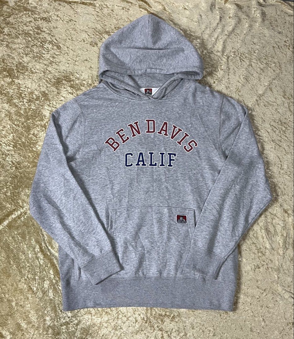 Ben Davis Calif Hoodie (Category: Hoodies) located in Iloilo. Submitted by alwen_thrifting (Listing ID 1462004360, Image 1). Description: Excellent Condition Color Rate: 9.8/10 24x29 Cracks sa Script is part ng design may very small chip print, all over condition excellent .