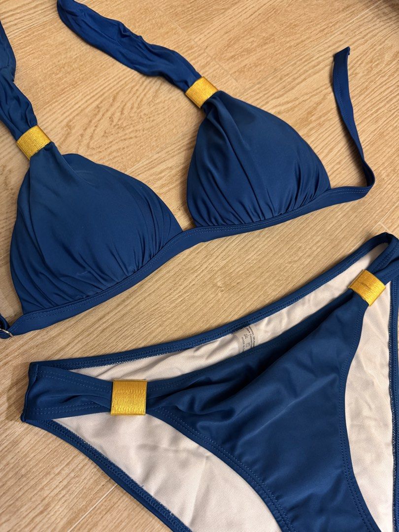 Bikini set （分類：泳衣）位於 Hong Kong。 由 kkmodelwor95729 提交（商品編號 1461904734，圖片 2）。簡介： 。