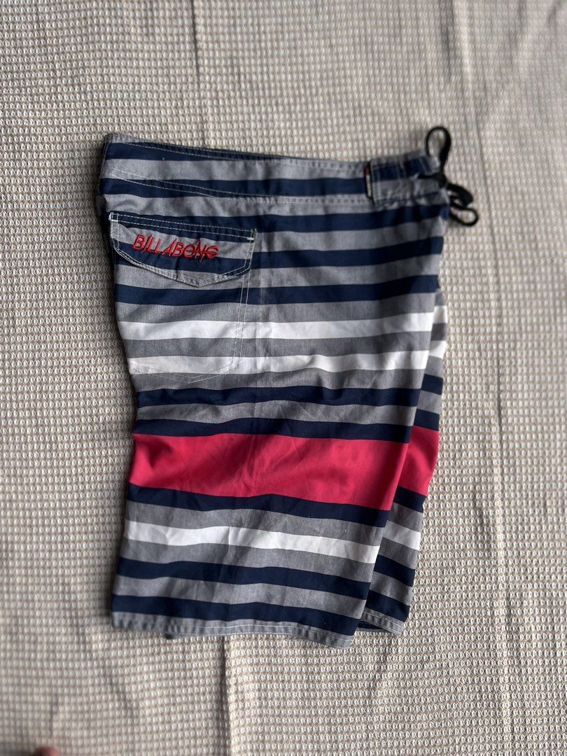 Billabong Board Short (Category: Shorts) located in Santa Barbara. Submitted by keldude (Listing ID 1462005215, Image 1). Description: Dimes: 30-31 Waist | Length 21 | 12 Thigh | 11 Hem Excellent Condition 9/10 Color Rate Issue: Need Wash .