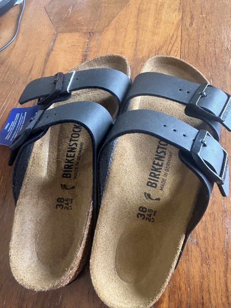 Birkenstock Leather Sandals Size 38 (Category: Flats & Sandals) located in Muntinlupa City. Submitted by highmee (Listing ID 1461943058, Image 3). Description: - Classic Birkenstock Arizona sandals - Comfortable cork footbed - Made in Germany - Size: 38 EU / 245mm - Ideal for everyday wear - Easy slip-on style -Brand new -Purchased in Dubai -Rfs too small for me.