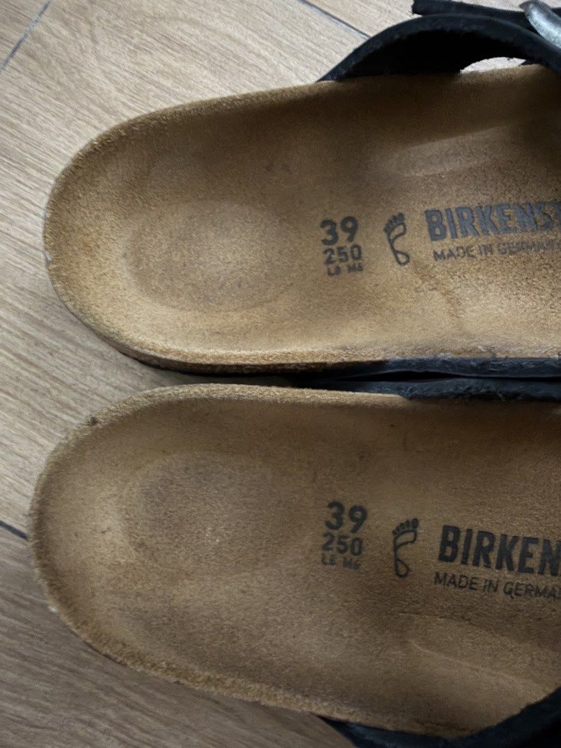 Birkenstock Mayari Natural Leather Oiled (Category: Flats & Sandals) located in Cabanatuan. Submitted by frugalchic.md (Listing ID 1461846843, Image 3). Description: .