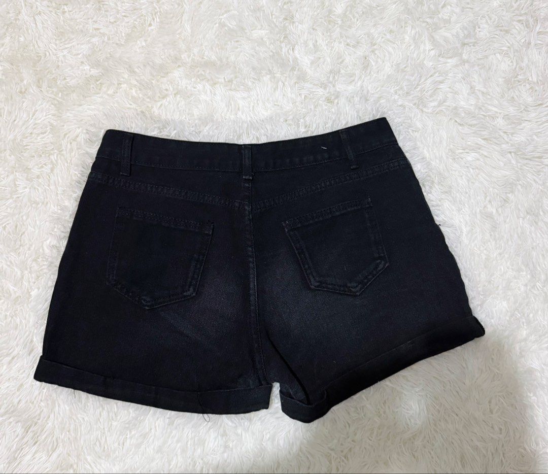 Black Denim High-Waisted Shorts (Category: Shorts) located in Makati City. Submitted by mmaimai (Listing ID 1461983056, Image 2). Description: .