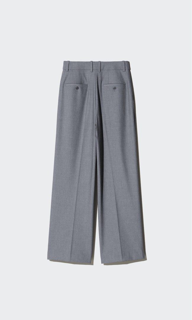 Black Pleated Wide Pants (Category: Other Bottoms) located in San Mateo. Submitted by reddd__ (Listing ID 1461927189, Image 3). Description: .