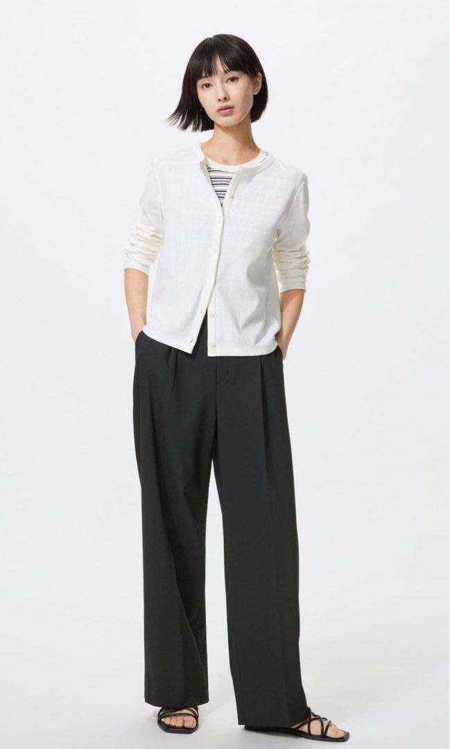 Black Pleated Wide Pants (Category: Other Bottoms) located in San Mateo. Submitted by reddd__ (Listing ID 1461927189, Image 1). Description: .