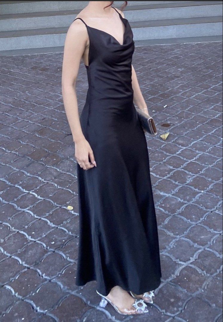 black satin dress (Category: Dresses) located in Tarlac. Submitted by sheena_00 (Listing ID 1461994245, Image 1). Description: height (5,2) weight (43).