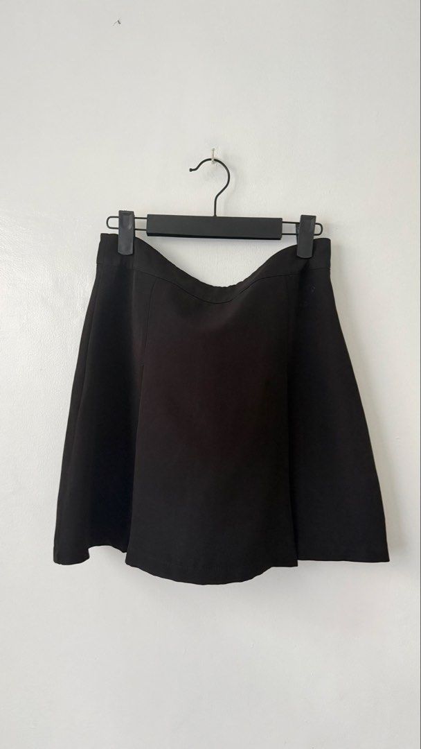 Black Skort (Category: Skirts) located in Cainta. Submitted by getsometin (Listing ID 1461939898, Image 1). Description: .