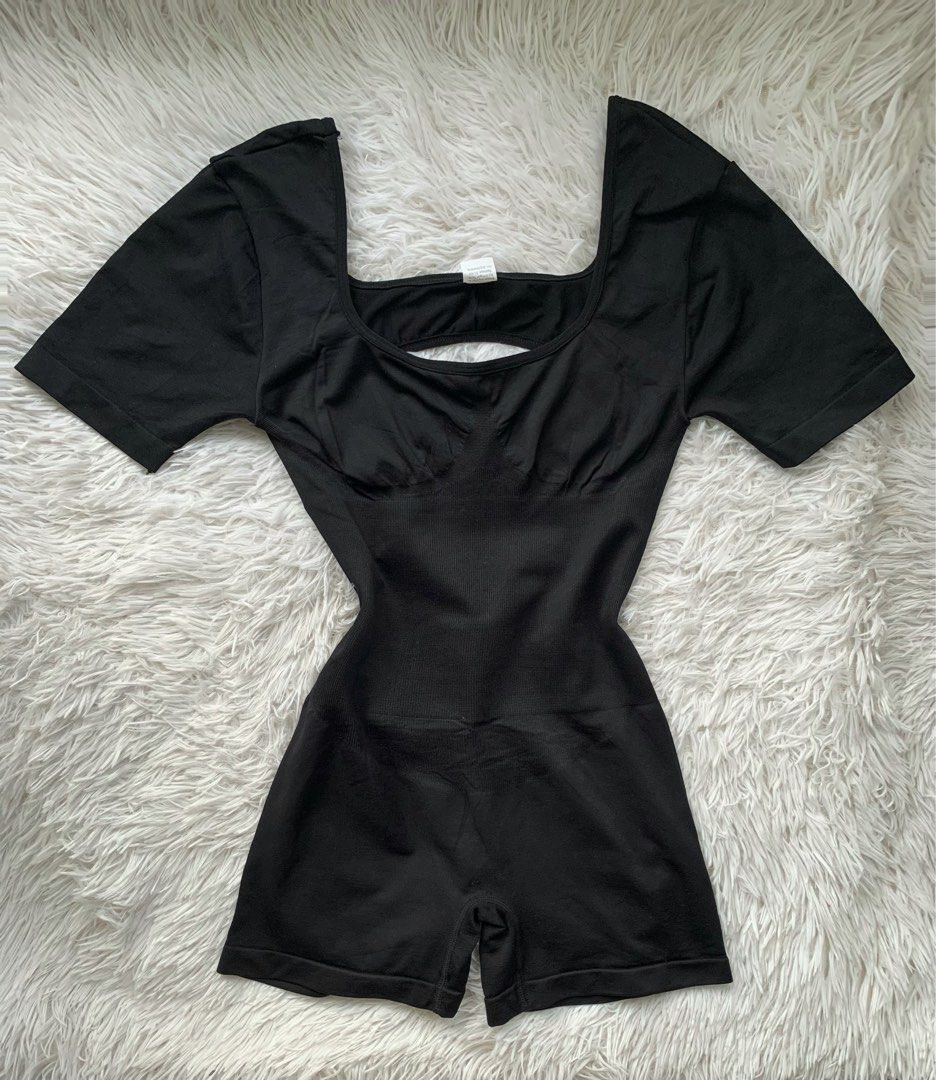 Black Square Neck Bodysuit (Category: Others Tops) located in San Carlos. Submitted by findsbymiles (Listing ID 1461896659, Image 1). Description: size: small-medium no issues sf will be shouldered by the buyer mop: gcash | mod: jnt delivery 📍san carlos, pangasinan.