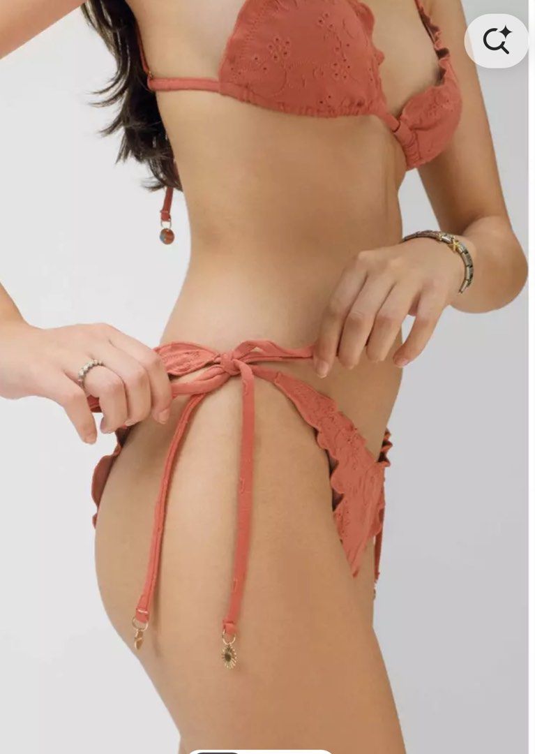 Blackbough Emma Frilled bikini set / Spice Eyelet (Category: Bikinis & Swimsuits) located in Iloilo. Submitted by tttkhk (Listing ID 1461940389, Image 3). Description: Top size M Bottom size Large.