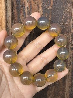(Category: ) located in . Submitted by selling_low_by_bella_ben (Listing ID 1461800259, Image 1). Description: .