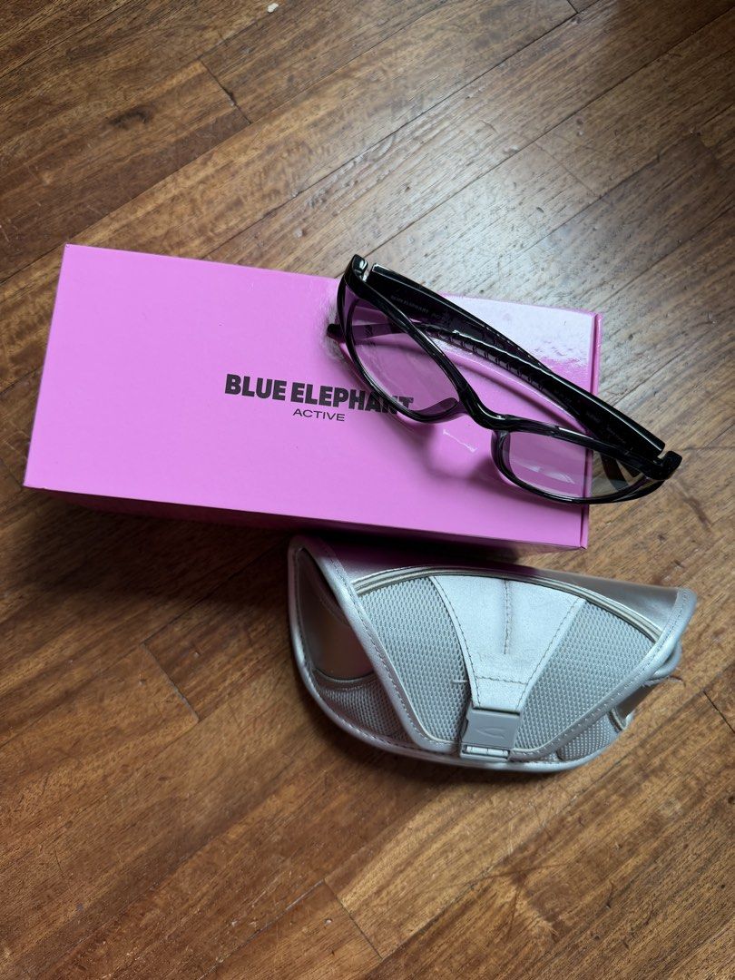 Blue Elephant Shades - Sueno Black Crystal (Category: Sunglasses & Eyewear) located in Makati City. Submitted by colettecollective (Listing ID 1461806513, Image 1). Description: Used once for photoshoot. Original box and case included. .