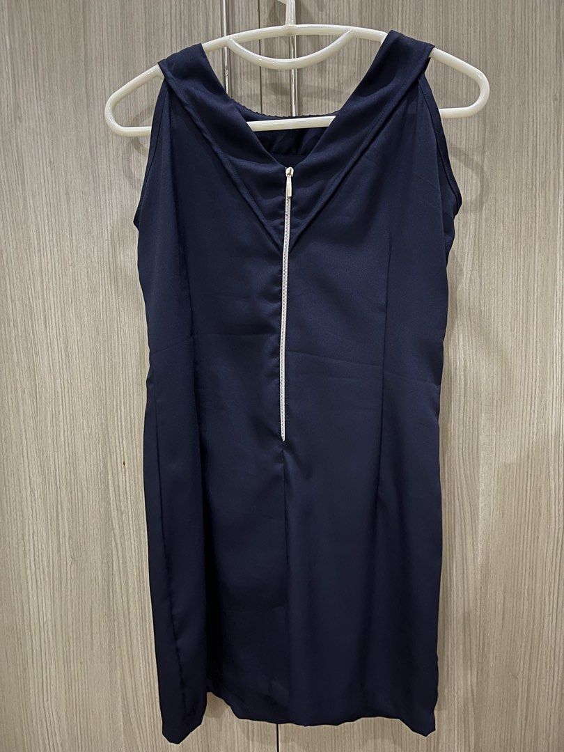 Blue Halter Mini Dress (Category: Dresses) located in Manila. Submitted by shiezzels (Listing ID 1461976428, Image 2). Description: Mini dress Fits small to medium body frame .
