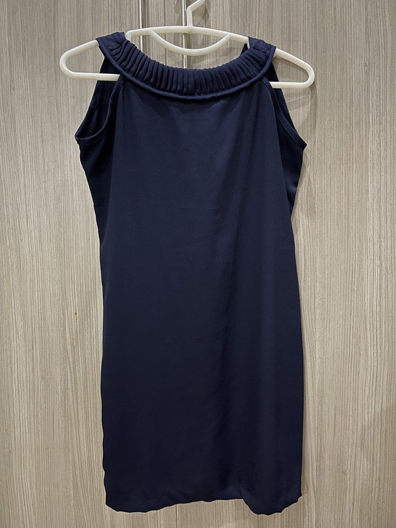 Blue Halter Mini Dress (Category: Dresses) located in Manila. Submitted by shiezzels (Listing ID 1461976428, Image 1). Description: Mini dress Fits small to medium body frame .