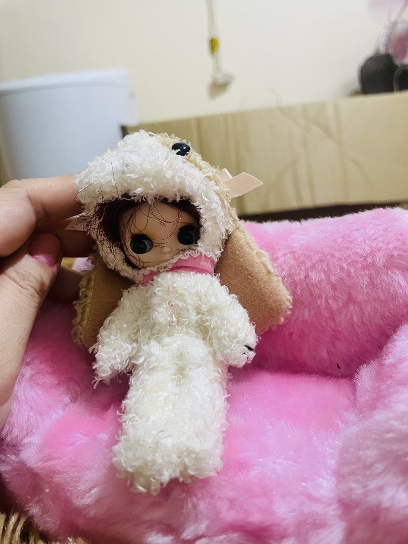 blythe mini (Category: Designer & Blind Box Toys) located in Manila. Submitted by fiercewhale.c4f0e2 (Listing ID 1461898738, Image 3). Description: .