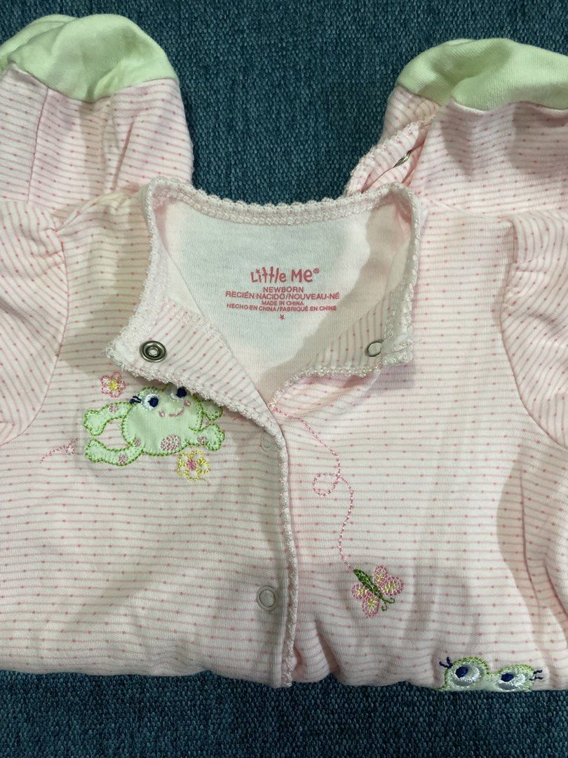 BN Onesie (Category: Babies & Kids Fashion) located in Mandaluyong City. Submitted by aiztyle (Listing ID 1461863418, Image 2). Description: Brand NEW Newborn SALE Php100.00 only.