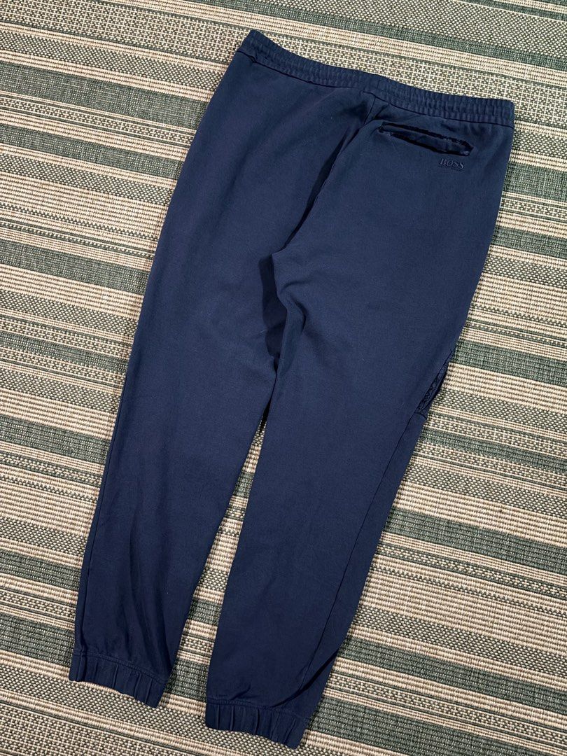 BOSS Hugo Jogger Sweatpants (Category: Joggers) located in Bulacan. Submitted by charlieflips (Listing ID 1461809860, Image 2). Description: Waist: 32 - 34 Length: 37 Excellent condition No issue .