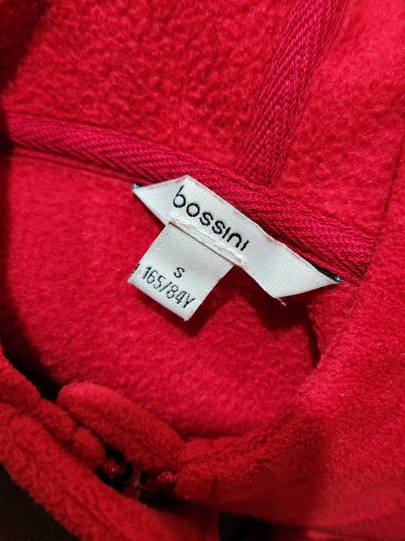 Bossini Red Fleece Hoodie Jacket (Category: Coats, Jackets and Outerwear) located in Malabon City. Submitted by ahmabanana (Listing ID 1461924567, Image 2). Description: - Brand: Bossini - Item: Red Fleece Hoodie - Size: S - Features: Toggle button closures, zipper - Comfort: Super cozy and warm - Occasion: Great for casual wear.