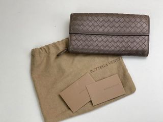 (Category: ) located in . Submitted by luxury_galeries (Listing ID 1461823623, Image 1). Description: .