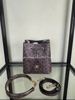 （分類：）位於 。 由 lvy-yin 提交（商品編號 1461939914，圖片 1）。簡介： 。
