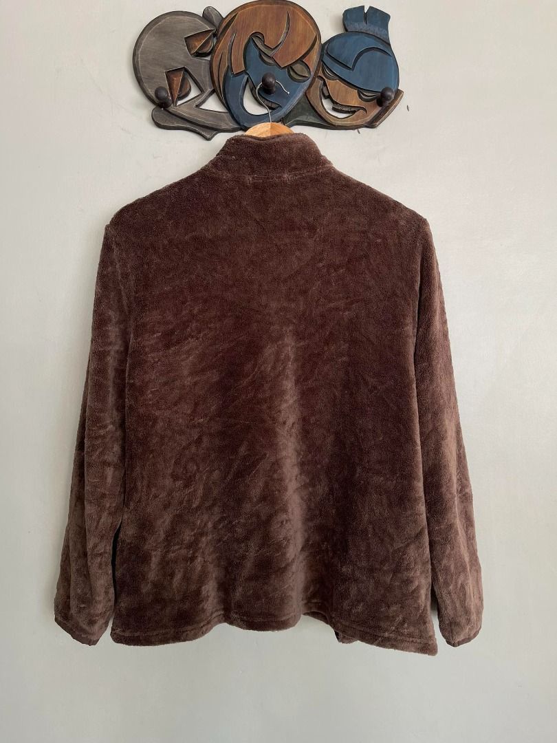 Brown Fur Jacket (Category: Coats, Jackets and Outerwear) located in Makati City. Submitted by thisjulia18 (Listing ID 1461838845, Image 3). Description: No Issues Size: Medium Shipping via J&T Courier (50 pesos only).