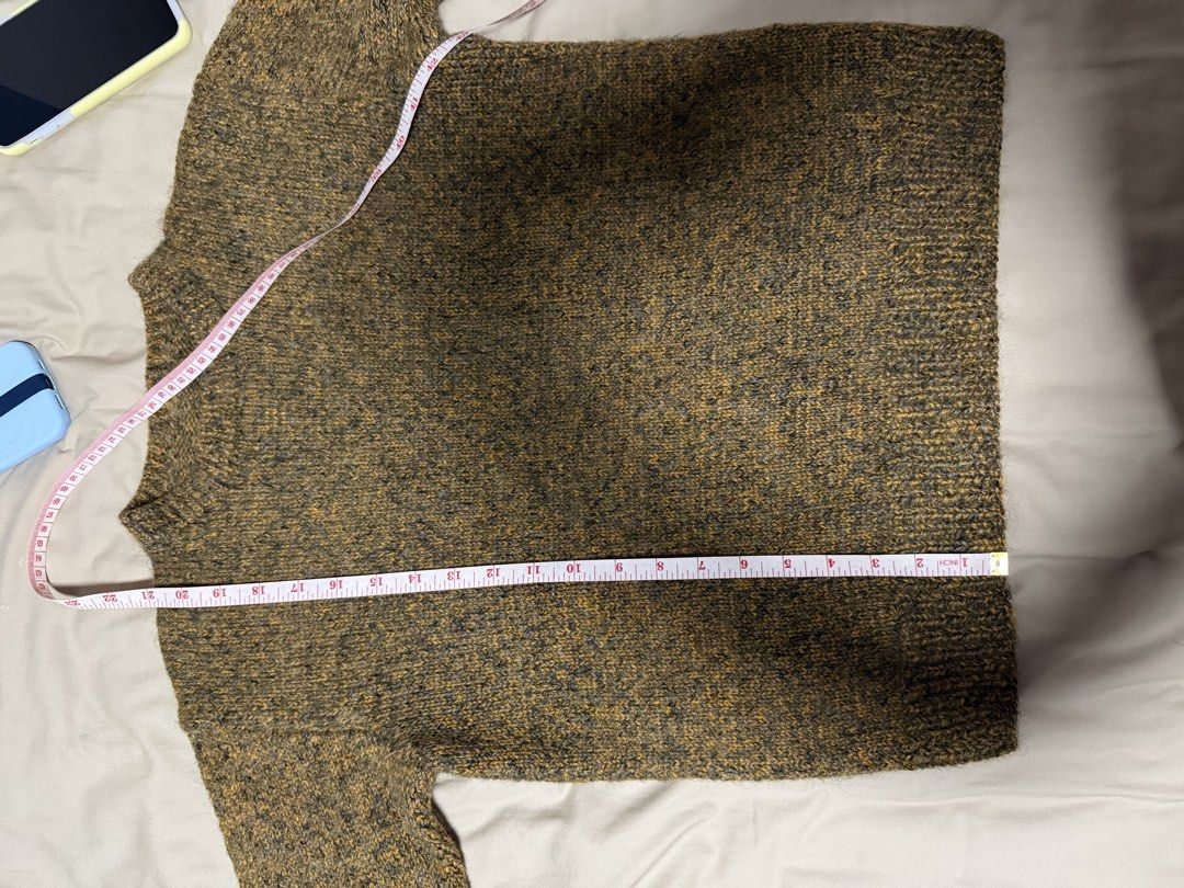 Brown Marled Knit Sweater (Category: Longsleeves) located in San Jose del Monte. Submitted by thriftream (Listing ID 1461902874, Image 3). Description: - Cozy brown marled knit sweater - Crew neck, long sleeves - Perfect for layering or wearing solo - Measurements: Pit to pit approx. 19 inches, Length approx. 23 inches - Made with soft and comfortable material.