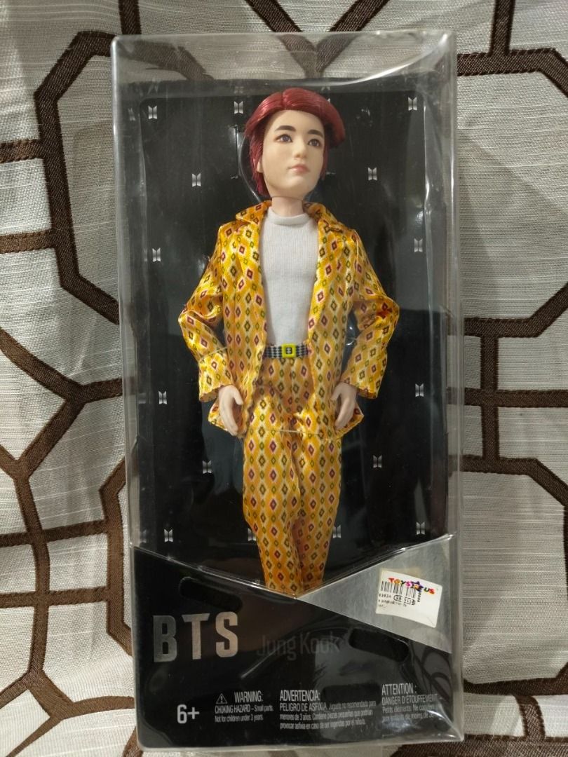 BTS Style Collection Dolls - Collectible Figures (Category: K-Wave Merchandise) located in Quezon City. Submitted by daaibustamante17 (Listing ID 1461891529, Image 2). Description: - Complete BTS Style Collection dolls - Each doll represents a BTS member with a unique outfit - Highly collectible figures - Ideal for display - Limited edition item - Get the whole set to complete your collection.