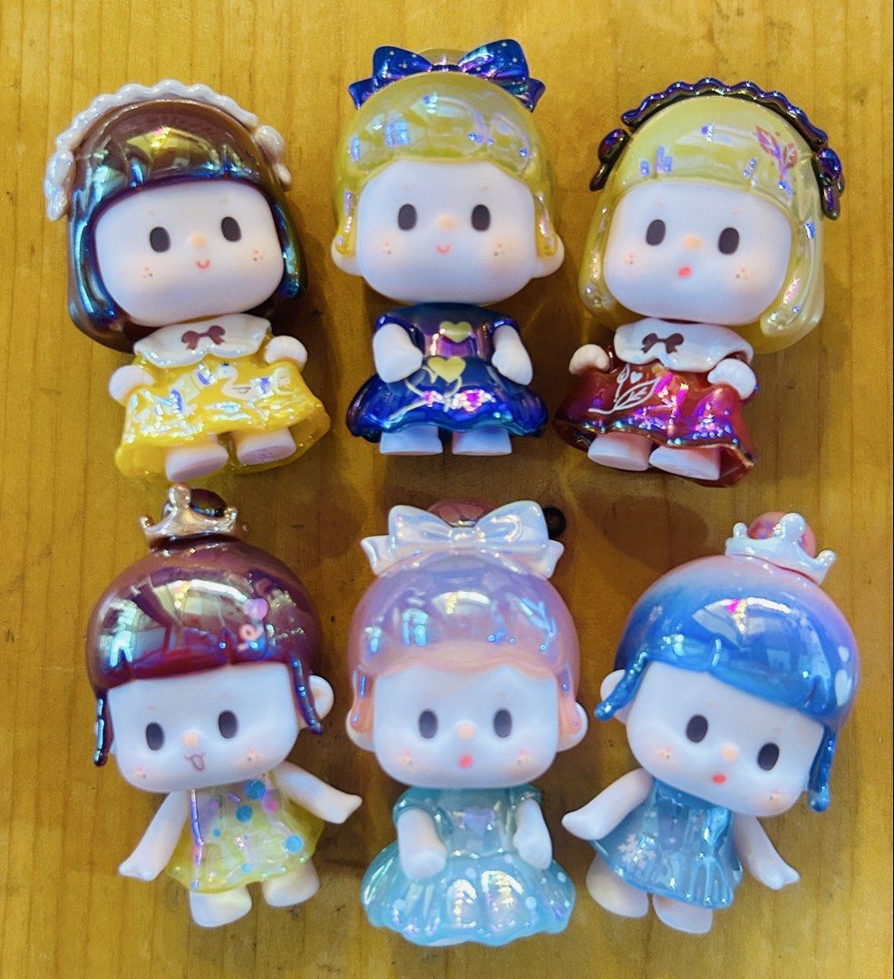 Buer princess shinnies (Category: Designer & Blind Box Toys) located in Santa Rosa. Submitted by noreenelsbeth (Listing ID 1461839670, Image 1). Description: Take all 2400 free sf .