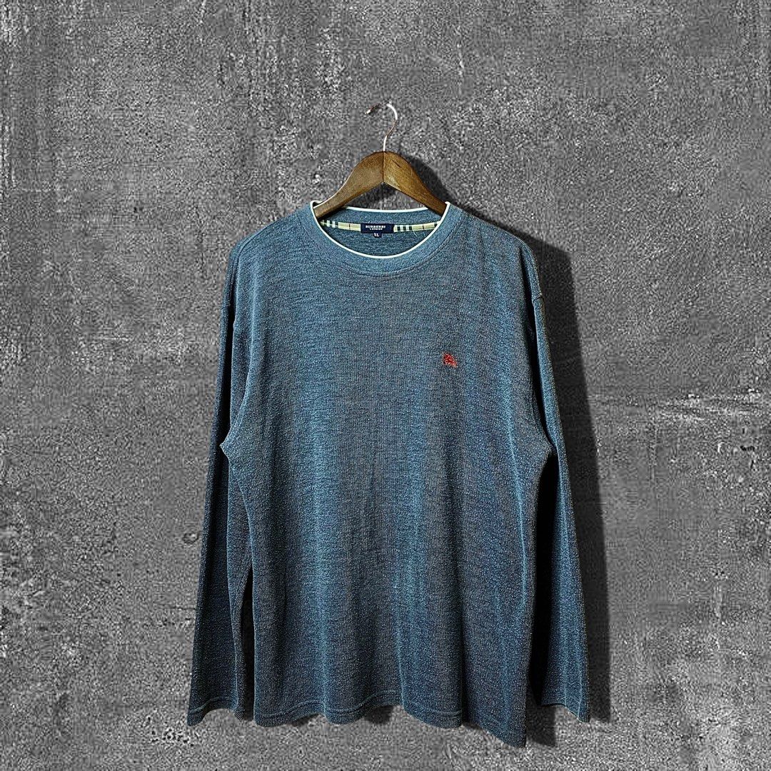 Burberry London Knitted Pullover (Category: Tshirts & Polo Shirts ) located in Quezon City. Submitted by donklasiko (Listing ID 1462030607, Image 1). Description: Condition: 9.5+/10 Pristine condition Issue: non Refer to the dimension 🤗 PM FOR MORE DETAILS NO RETURN, NO EXCHANGE & NO REFUND! ✅I ALSO ACCEPT TRADE/SWAP TO ANYTHING JUST DROP YOUR OFFER Please manage your expectations, this is a secondhand item. What you see is what you get 😊 💵MOP
