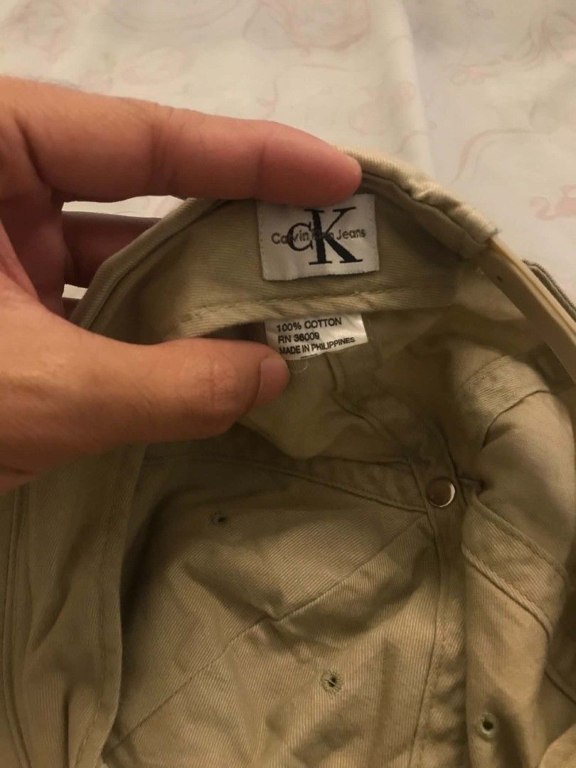 Calvin Klein Cap (Category: Activewear) located in Manila. Submitted by chengg_08 (Listing ID 1461801177, Image 2). Description: .