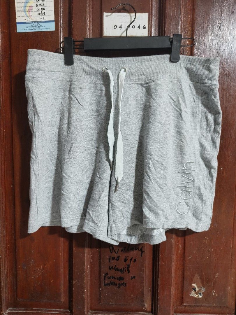 Calvin Klein Performance Grey Shorts L/G (Category: Shorts) located in Quezon City. Submitted by makmakramirez (Listing ID 1461805904, Image 3). Description: size 32-40 length 16inches - Brand: Calvin Klein Performance - Color: Grey - Size: L/G - Features: Embroidered Calvin Klein logo on front, drawstring waist - Ideal for: Lounging, light workouts - Origin: Made in Cambodia loc Santa Lucia novaliches.