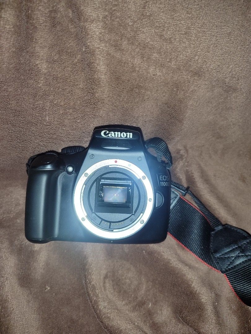 Canon EOS 110D (Category: Other Gadgets) located in Manila. Submitted by kargamento (Listing ID 1461913088, Image 2). Description: Canon EOS 1100D DSLR Camera for Sale ✨ 12.2MP APS-C CMOS Sensor 🎥 720p HD Video Recording 📷 9-Point AF System ⚡ ISO 100–6400 🖥️ 2.7" LCD Screen 🔋 Long battery life Inclusions Camera Bag Battery no charger due to misplaced Great starter DSLR for beginners, portraits, travel, and everyday photography! Price: ₱ 7500 
