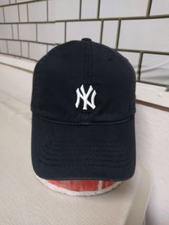 (Category: ) located in . Submitted by ek_thriftstore90 (Listing ID 1461993042, Image 1). Description: .