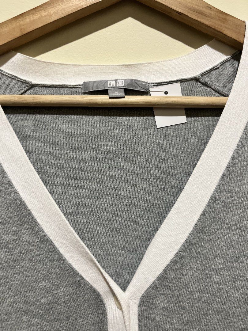 Cardigan basic (Category: Other Tops) located in Padang Serai. Submitted by babymeow_ (Listing ID 1461972430, Image 2). Description: Pit22 Labuh24 Ontag m.