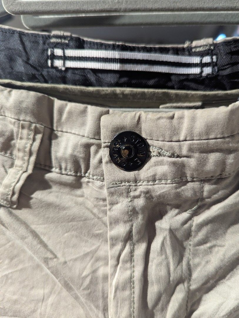 Cargo short stone island (Category: Shorts) located in Mabalacat. Submitted by samberr1827 (Listing ID 1461984846, Image 3). Description: .