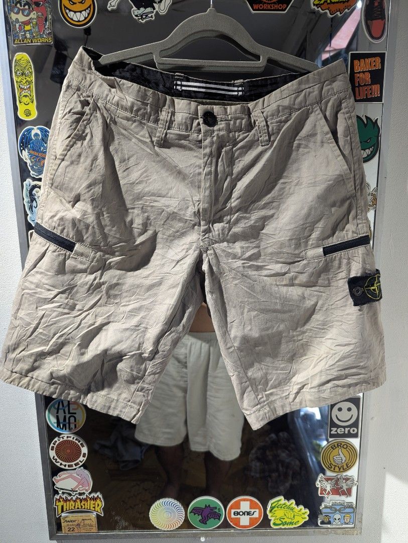 Cargo short stone island (Category: Shorts) located in Mabalacat. Submitted by samberr1827 (Listing ID 1461984846, Image 1). Description: .