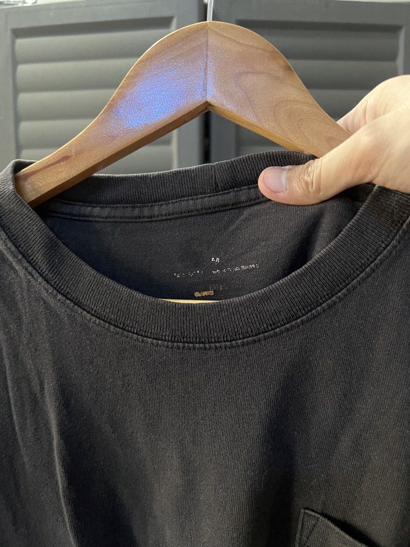 Carhartt K87 BLK (Category: Tshirts & Polo Shirts ) located in Angono. Submitted by odd.fitt (Listing ID 1461993687, Image 3). Description: Medium 24W 26L Boxy fit Altered length Faded neck and wash tag.