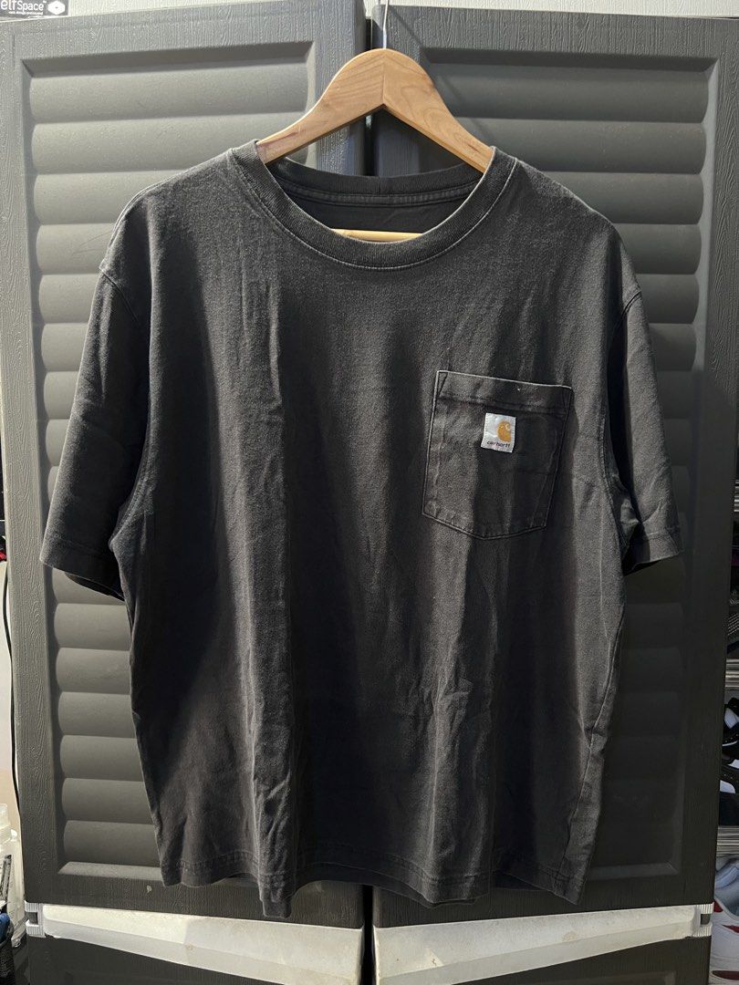 Carhartt K87 BLK (Category: Tshirts & Polo Shirts ) located in Angono. Submitted by odd.fitt (Listing ID 1461993687, Image 1). Description: Medium 24W 26L Boxy fit Altered length Faded neck and wash tag.