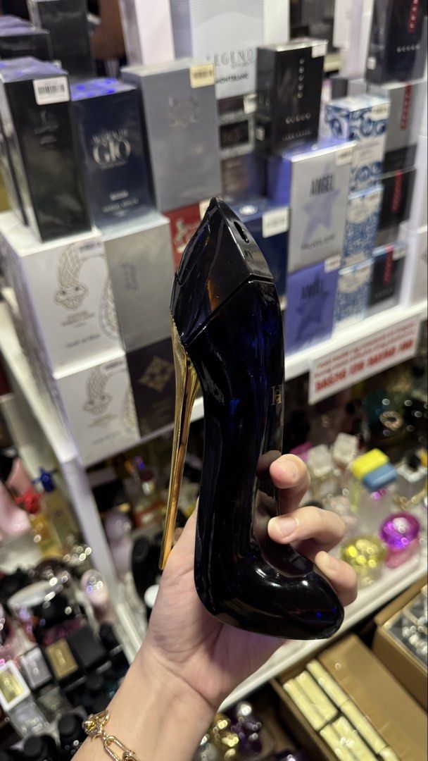 Carolina Herrera New York EDP 80ml (Category: Fragrance & Deodorants) located in Manila. Submitted by r.nicole565 (Listing ID 1461804340, Image 2). Description: -U.S Tester Quality -Brand New with Box -Long Lasting Fragrance (We have Premium Quality Too).