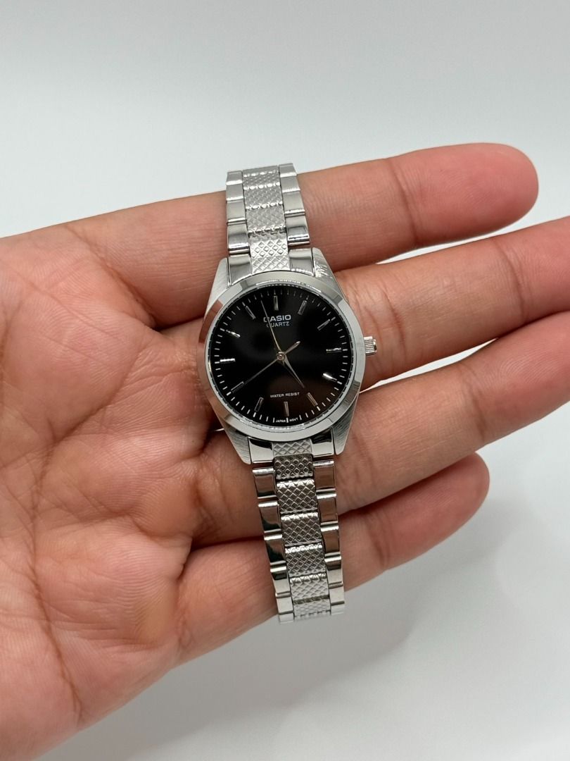 Casio Quartz Ladies Watch LTP-1274D-1A (Category: Women's Watches) located in Makati City. Submitted by watchnylyn28 (Listing ID 1461875461, Image 1). Description: - Classic Casio watch - Black dial - Silver metal strap - Water resistant - Simple and timeless design - Great for everyday wear .