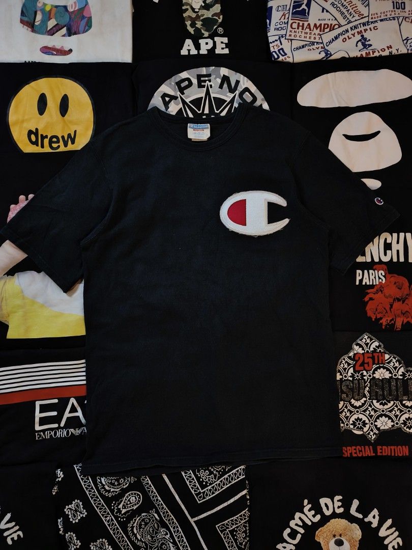 Champion Big C Black (Category: Tshirts & Polo Shirts ) located in San Fernando. Submitted by gaboo_asncn (Listing ID 1462001469, Image 2). Description: - Champion Big C (Black) - Size: Medium on tag ( W19/L27.5) - Condition: Good - Color Rate: 8.5/10 - No Issue.