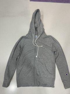 (Category: ) located in . Submitted by cl.closets (Listing ID 1461809094, Image 1). Description: .