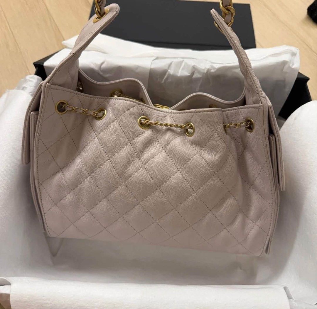Chanel c25 mini (Category: Luxury Bags & Wallets) located in Quezon City. Submitted by slluxury_ph (Listing ID 1461960288, Image 2). Description: Complete inclusion C25 mini size.