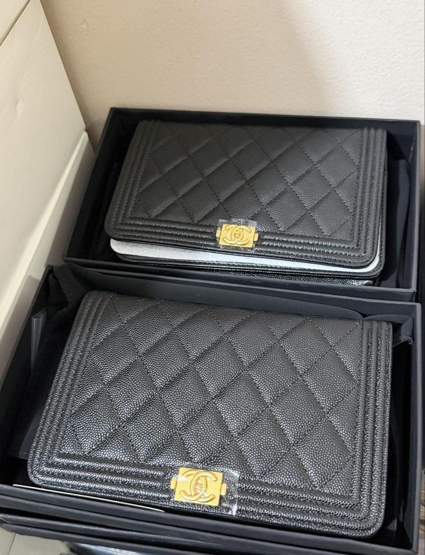 Chanel wallet on chain (Category: Luxury Bags & Wallets) located in Paranaque City. Submitted by kgmgiftedph20 (Listing ID 1461829485, Image 1). Description: .