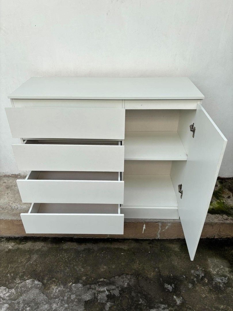 Chest drawer (Category: Shelves, Cabinets & Racks) located in Manila. Submitted by dolorchris69891 (Listing ID 1461882475, Image 3). Description: chest drawer.