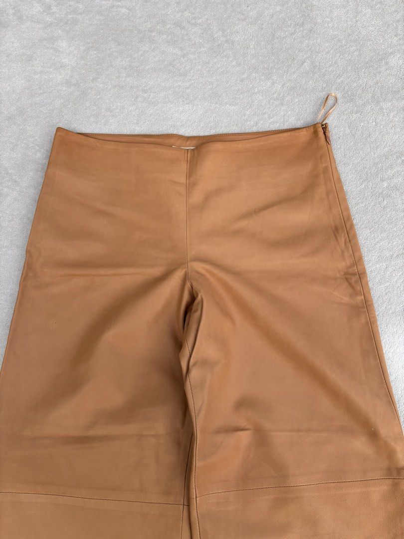Chloe Leather Pants (Category: Jeans) located in Baguio. Submitted by thecollector2600 (Listing ID 1461954974, Image 2). Description: So soft leather Waist -28” Length-32.5”.