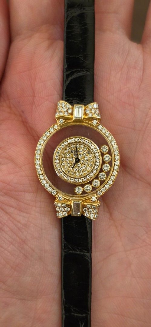Chopard Happy Diamond Watch （分類：手錶）位於 Hong Kong。 由 jollybea 提交（商品編號 1461914780，圖片 1）。簡介： 。