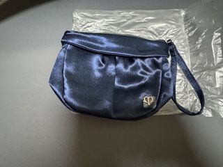 （分類：）位於 。 由 hellomissaaa 提交（商品編號 1461968275，圖片 1）。簡介： 。